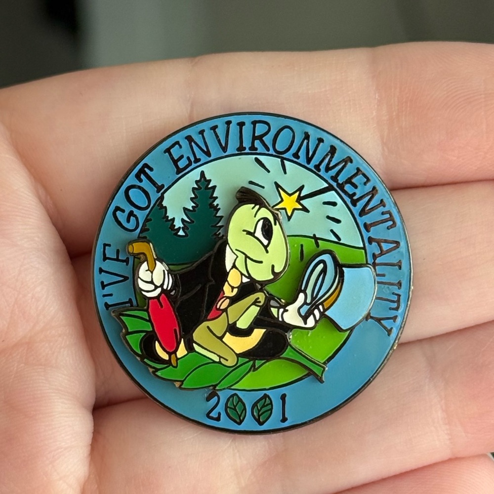 Disney Cast Exclusive LE Jiminey Crickey 2001 I’ve Got Environmentality Pin